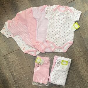 100% cotton Pink and White Baby Onesies Set